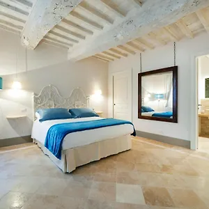 Bed & Breakfast Palazzo Pio Iii - Residenza D'epoca
