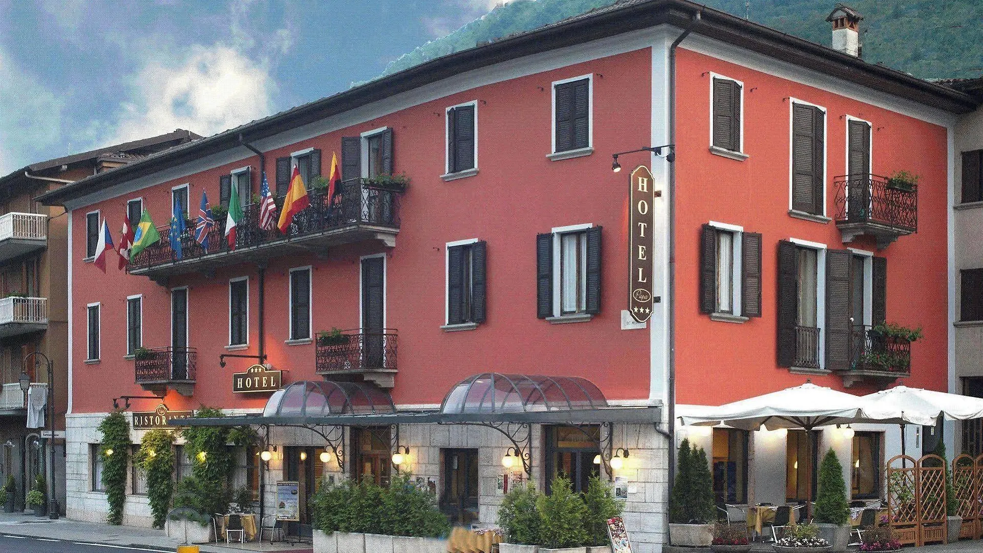 Bes Hotel Papa San Pellegrino Terme 3*,  Italy