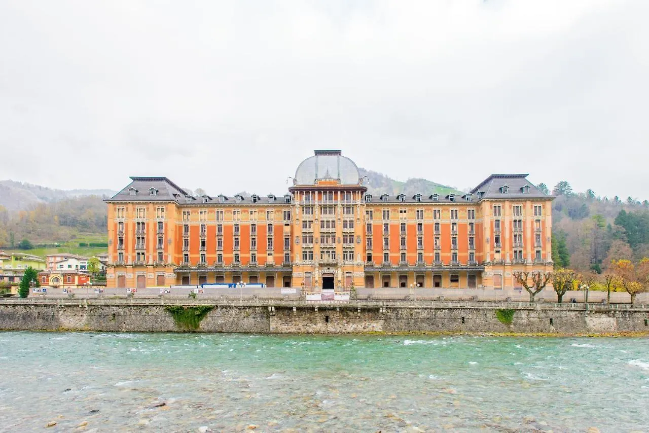 Bes Hotel Papa San Pellegrino Terme